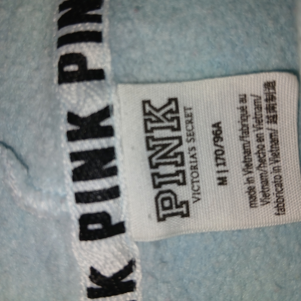 SuccessfuI saIe-get payment now here: poshmark.cloud/sold